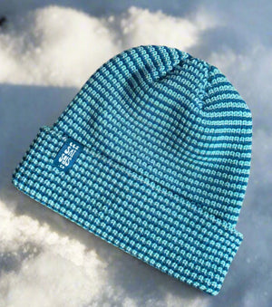 
                  
                    Ensemble cadeau tuque bleue et collations Zenit
                  
                