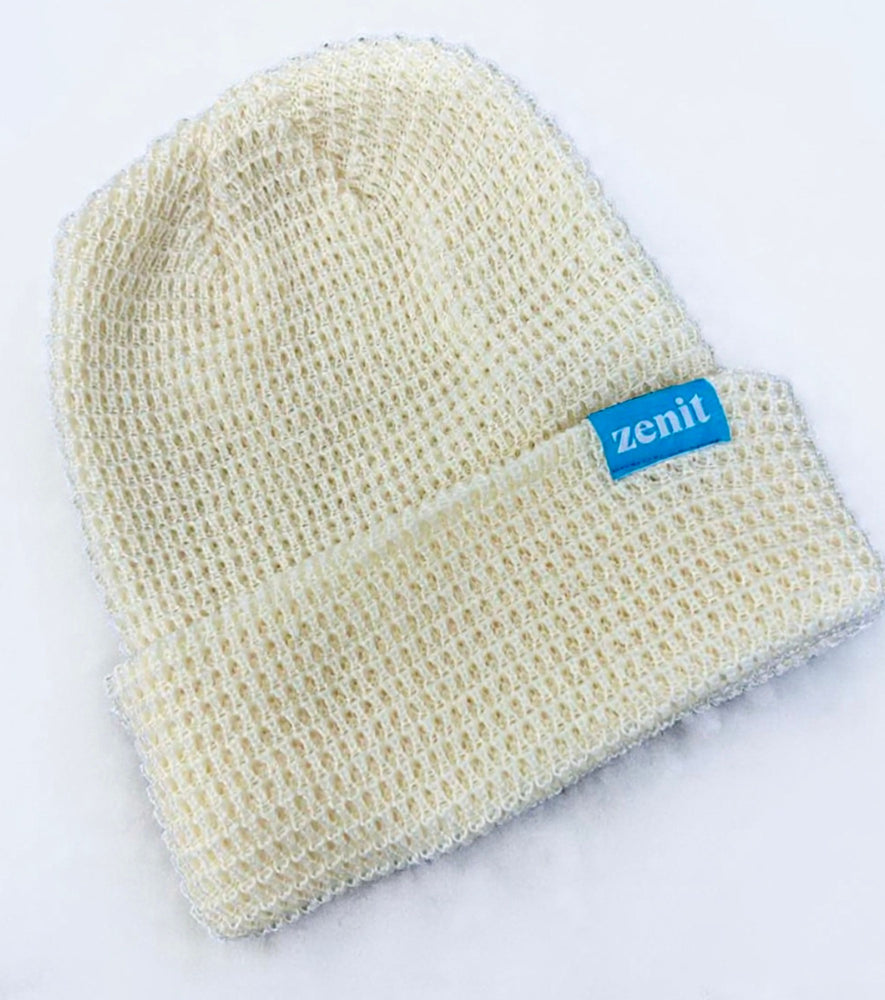 
                  
                    Ensemble cadeau- Tuque Zenit et collations
                  
                